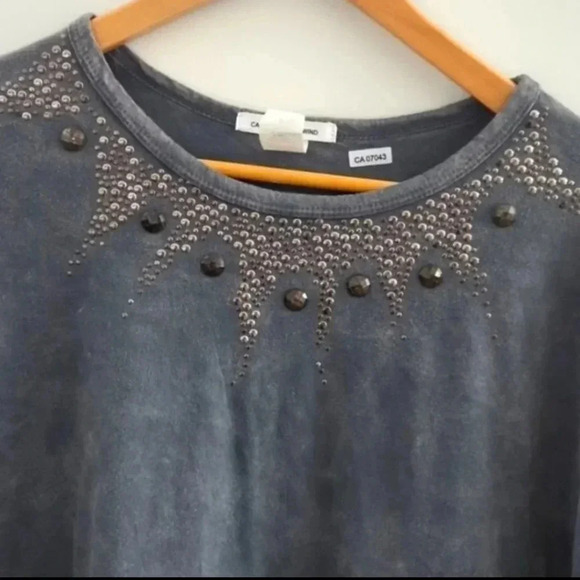 CAUTION TO THE WIND | Grey Jeweled Acid Wash Oversized Cropped T-Shirt - Picture 2 of 4